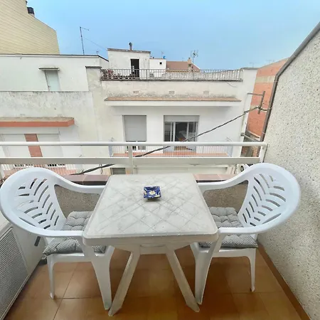 Apartment Ramon Y Cajal